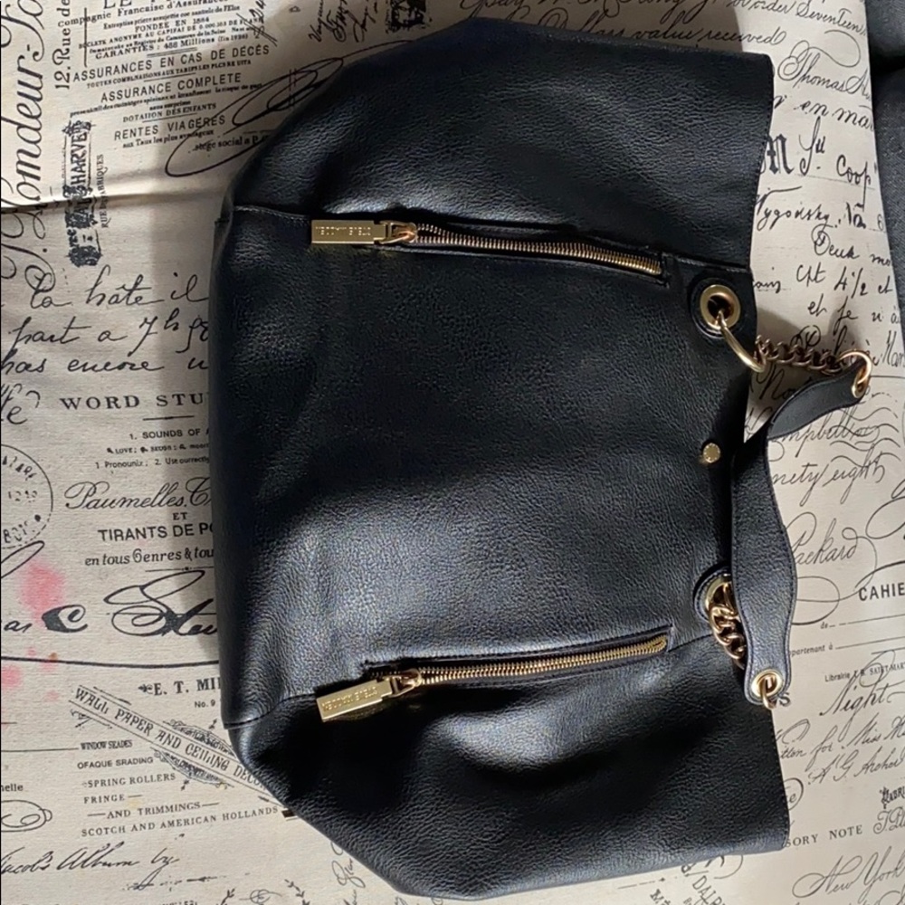 Steve Madden purse